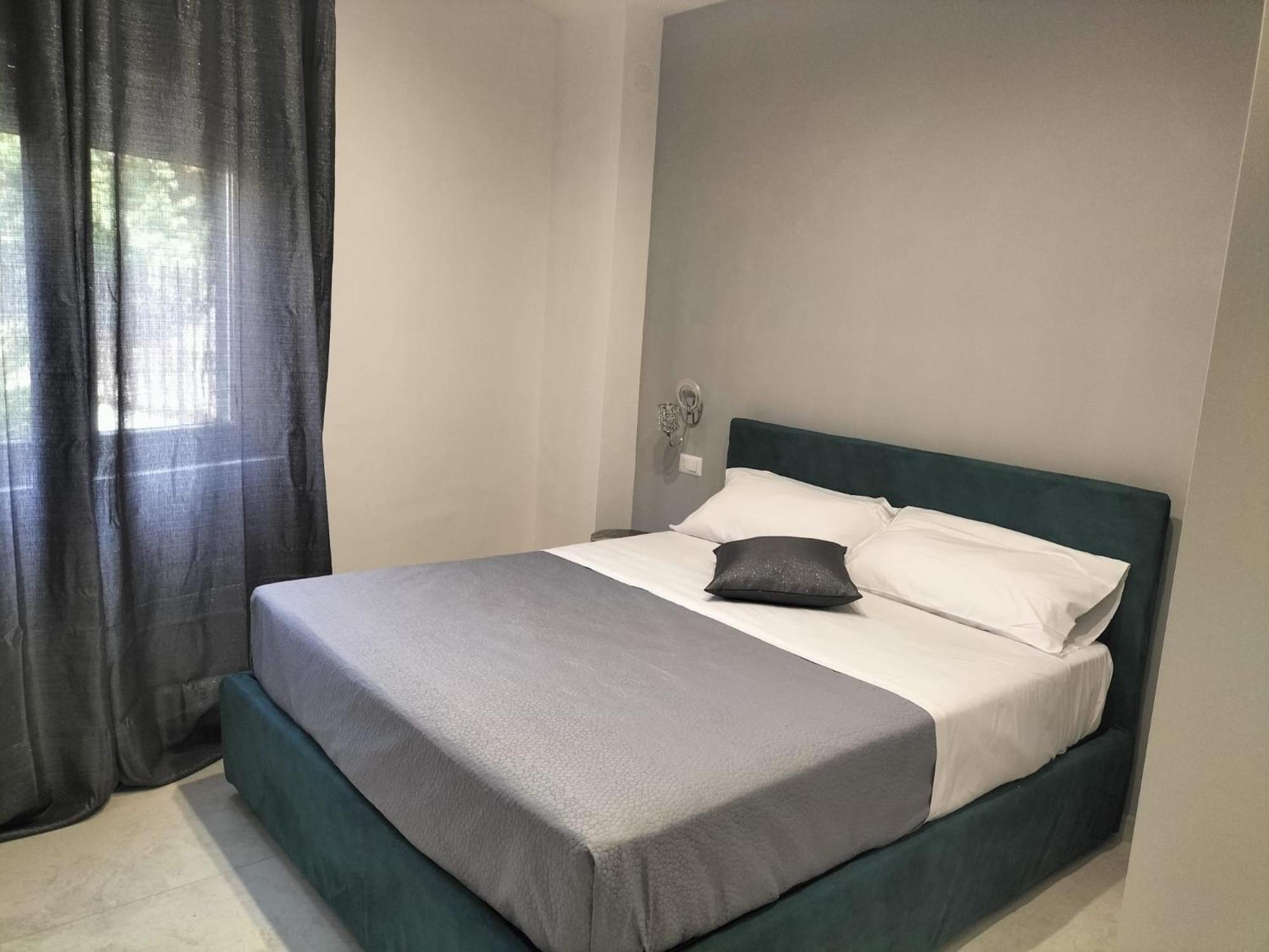 Bed and Breakfast Al Centro Формия Экстерьер фото