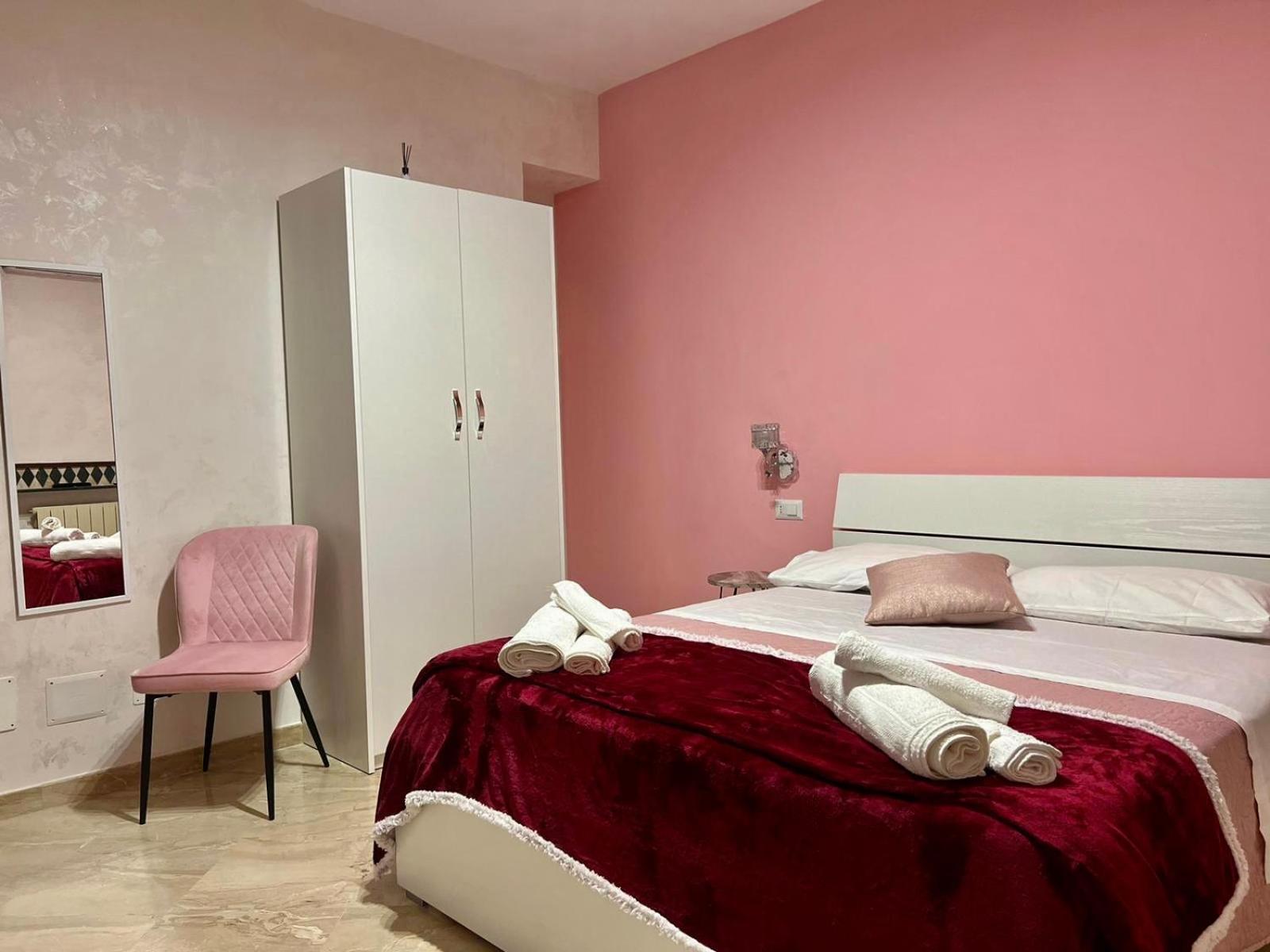 Bed and Breakfast Al Centro Формия Экстерьер фото