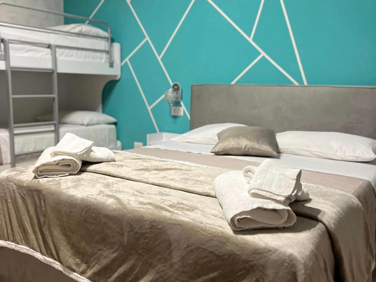 Bed and Breakfast Al Centro Формия Экстерьер фото